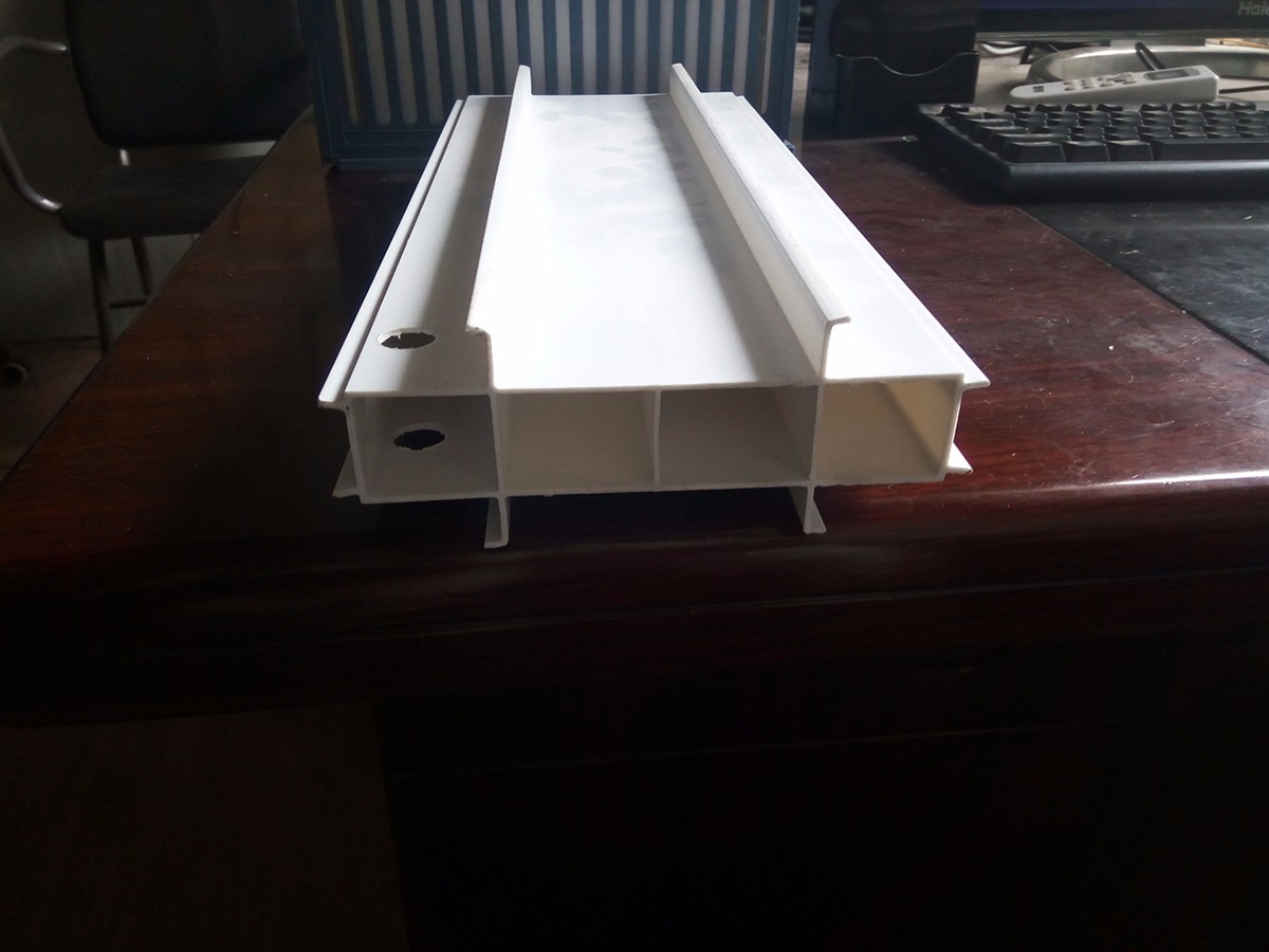 惠州立面拉缝板 (1)150MM宽拉缝板